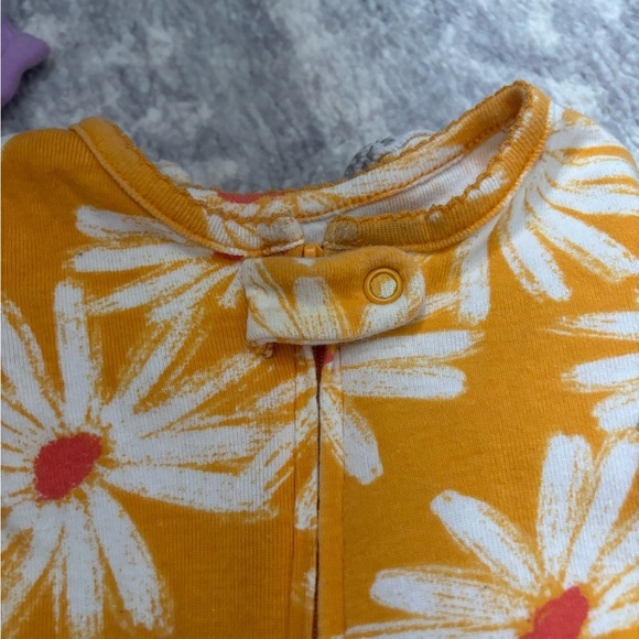 Colorful Kids One Piece Set - Picture 4 of 4